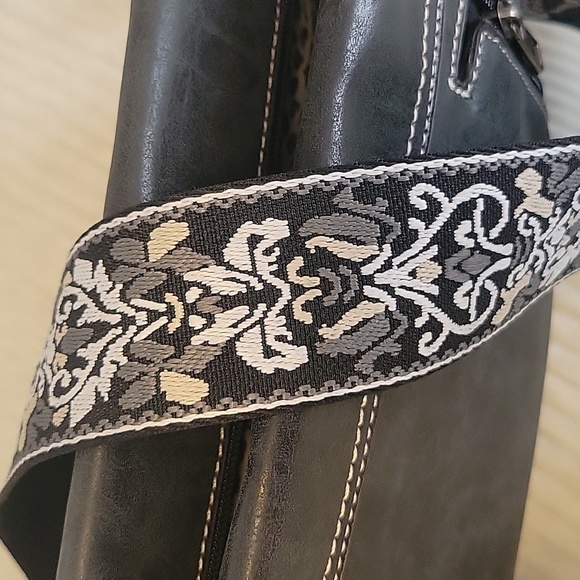 Canceled crossbody Coral Ridge - Picture 8 of 11